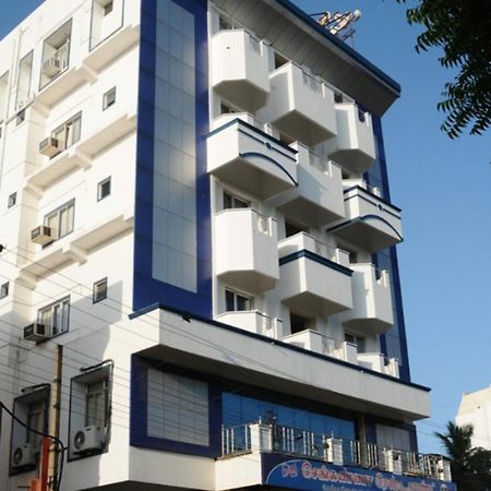 Hotel Annamalai Tiruchirappalli Zewnętrze zdjęcie
