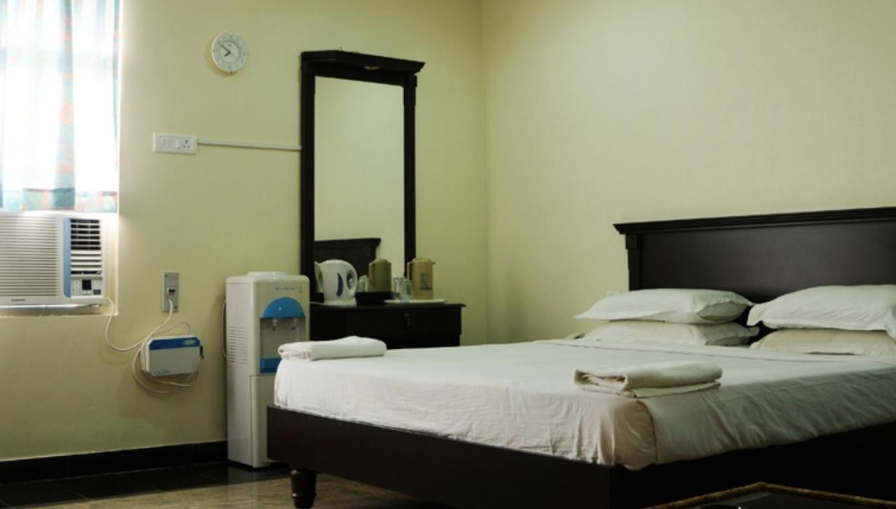 Hotel Annamalai Tiruchirappalli Zewnętrze zdjęcie