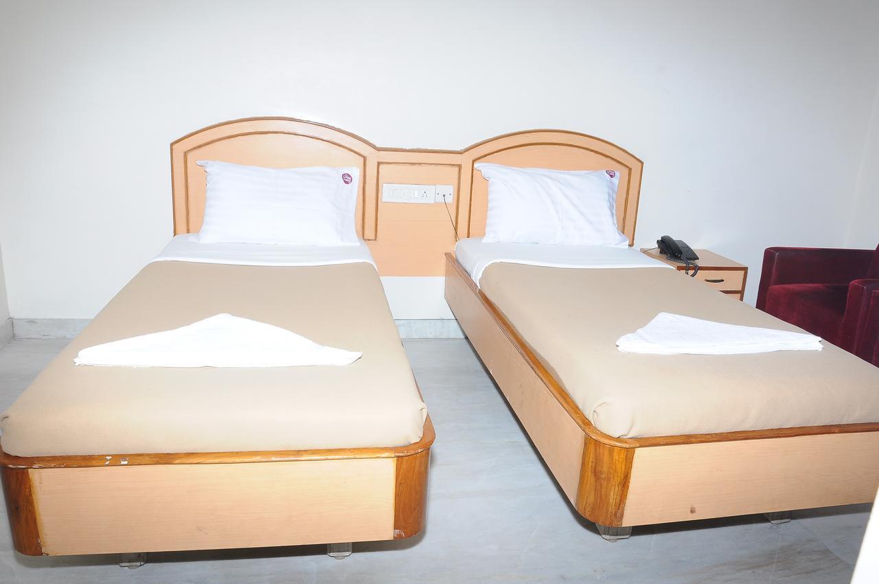 Hotel Annamalai Tiruchirappalli Zewnętrze zdjęcie