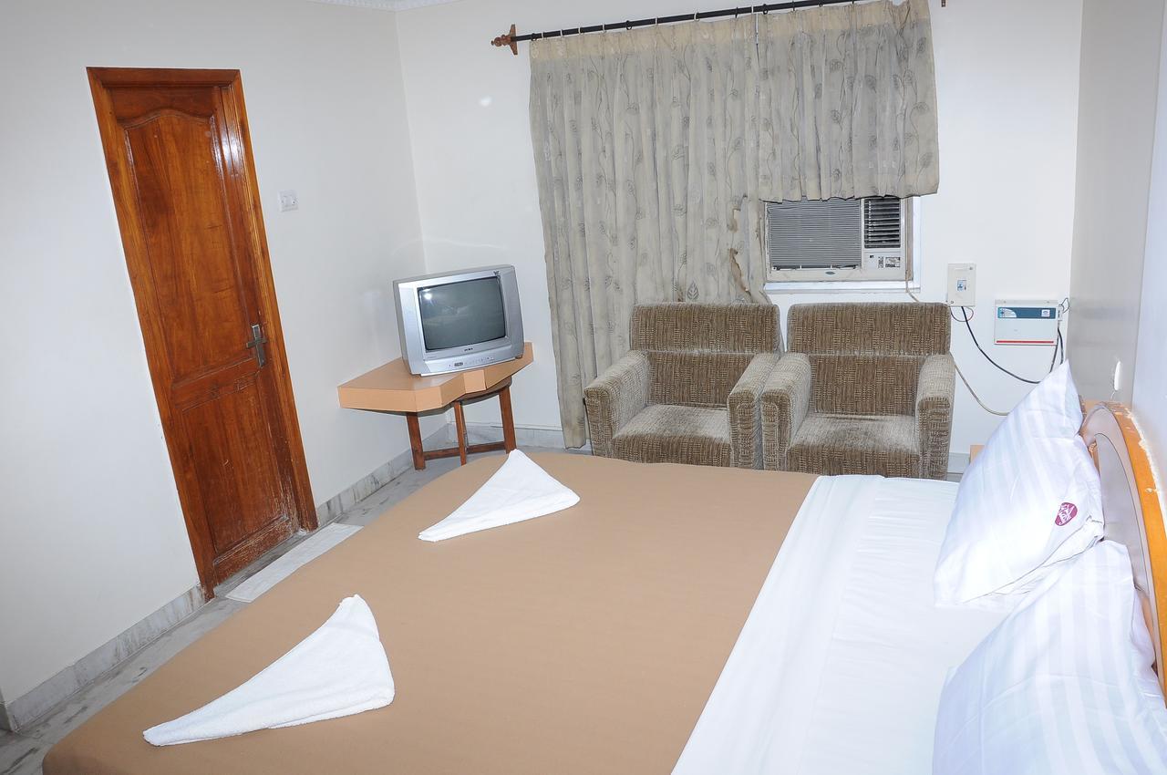 Hotel Annamalai Tiruchirappalli Zewnętrze zdjęcie