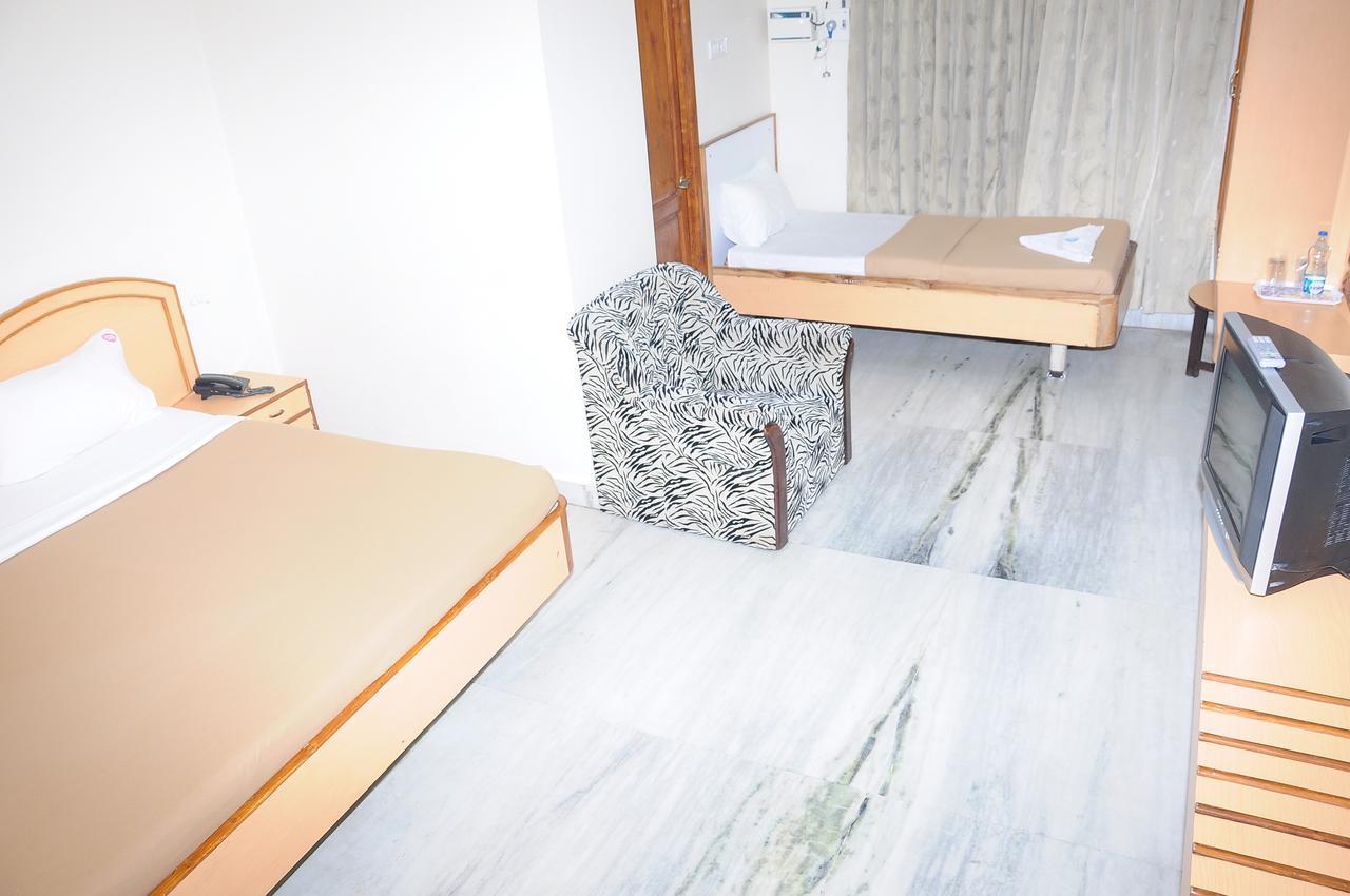 Hotel Annamalai Tiruchirappalli Zewnętrze zdjęcie